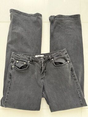 Women's High-Rise Straight Leg Jeans in Washed Black